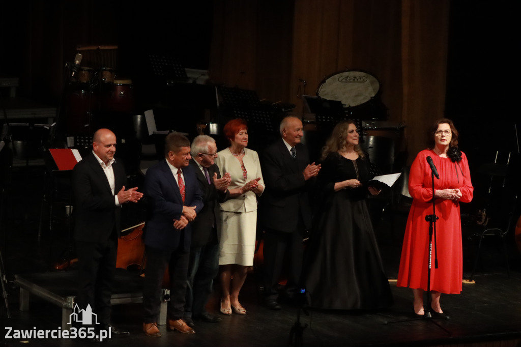 Fotorelacja I: Artyści Miastu - 110 lat Zawiercia. Koncert w Mok Zawiercie