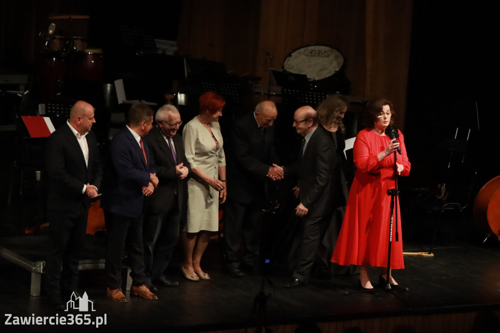 Fotorelacja I: Artyści Miastu - 110 lat Zawiercia. Koncert w Mok Zawiercie