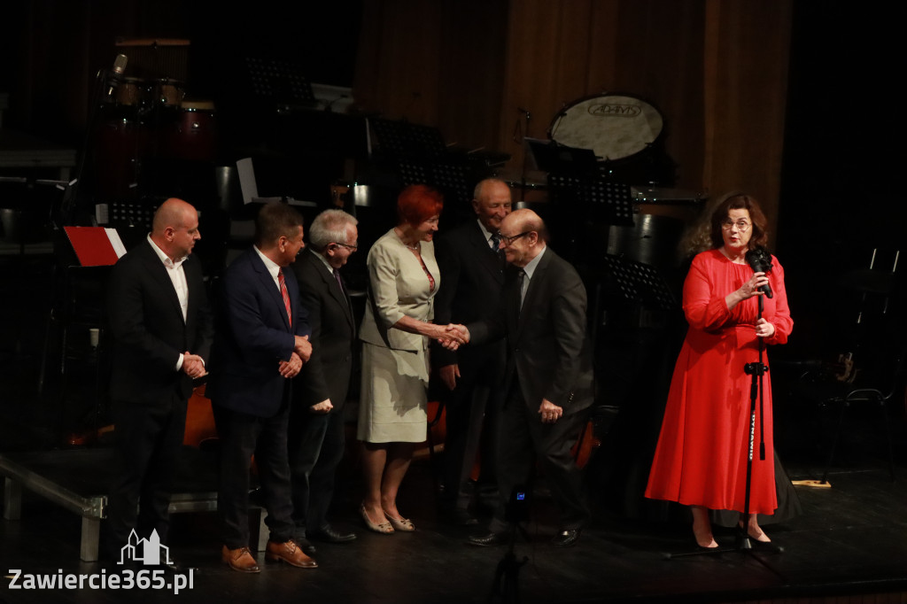 Fotorelacja I: Artyści Miastu - 110 lat Zawiercia. Koncert w Mok Zawiercie