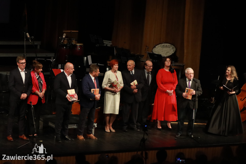 Fotorelacja I: Artyści Miastu - 110 lat Zawiercia. Koncert w Mok Zawiercie