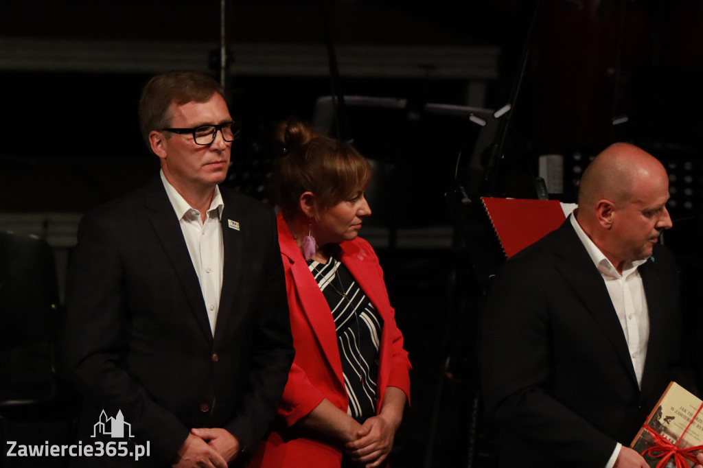 Fotorelacja I: Artyści Miastu - 110 lat Zawiercia. Koncert w Mok Zawiercie