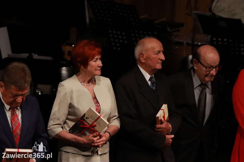 Fotorelacja I: Artyści Miastu - 110 lat Zawiercia. Koncert w Mok Zawiercie