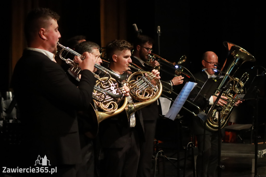 Fotorelacja I: Artyści Miastu - 110 lat Zawiercia. Koncert w Mok Zawiercie
