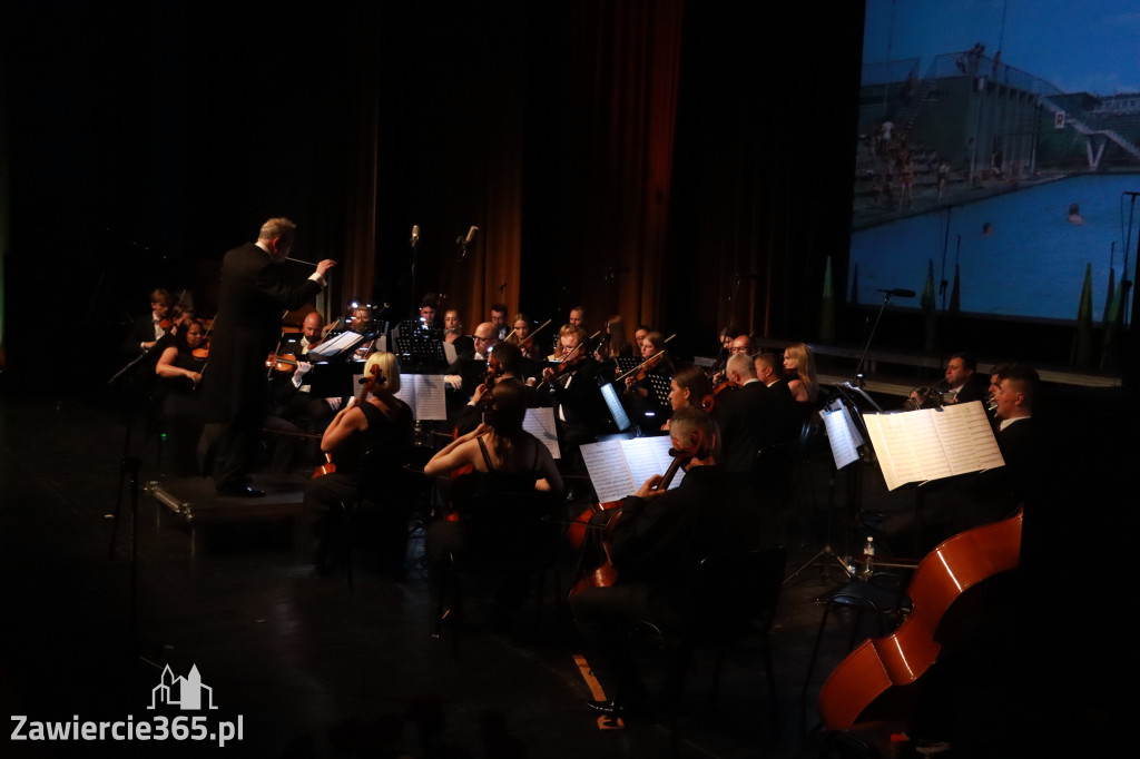 Fotorelacja I: Artyści Miastu - 110 lat Zawiercia. Koncert w Mok Zawiercie
