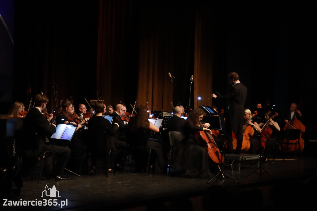 Fotorelacja I: Artyści Miastu - 110 lat Zawiercia. Koncert w Mok Zawiercie