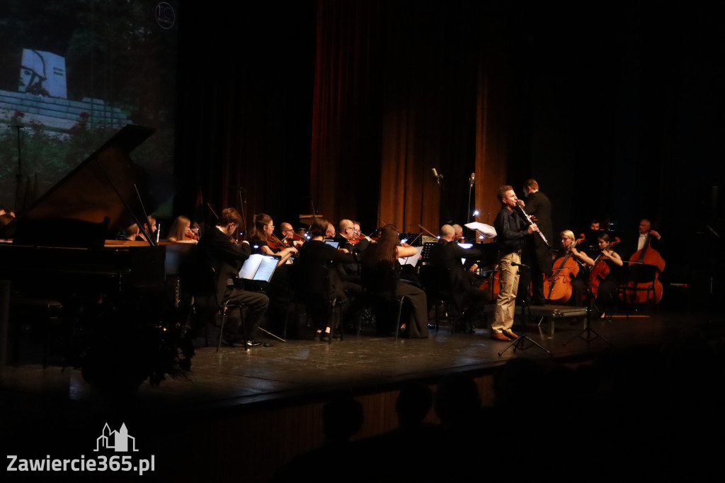 Fotorelacja I: Artyści Miastu - 110 lat Zawiercia. Koncert w Mok Zawiercie