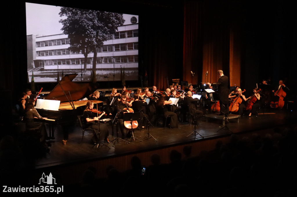 Fotorelacja I: Artyści Miastu - 110 lat Zawiercia. Koncert w Mok Zawiercie
