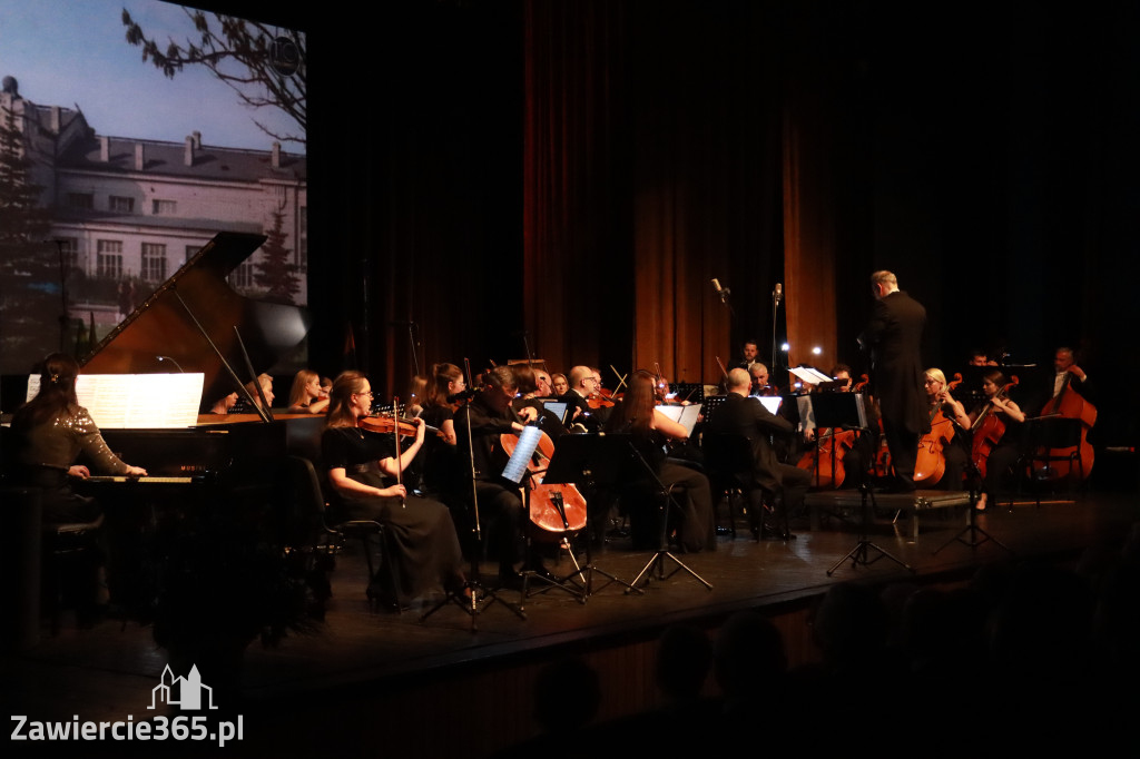 Fotorelacja I: Artyści Miastu - 110 lat Zawiercia. Koncert w Mok Zawiercie