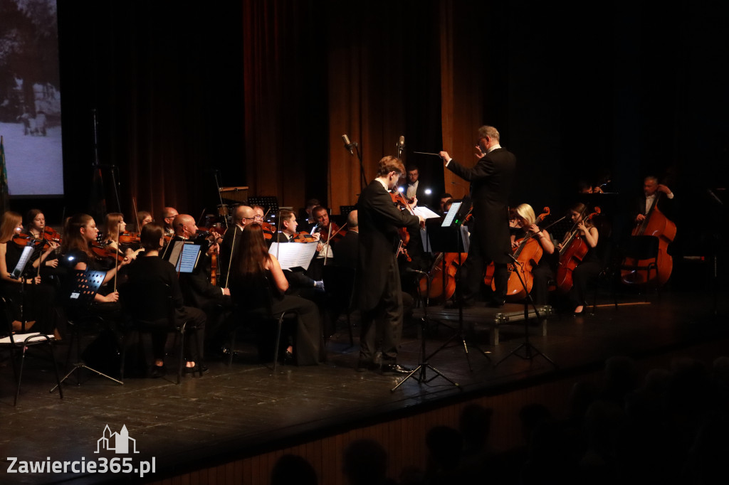Fotorelacja I: Artyści Miastu - 110 lat Zawiercia. Koncert w Mok Zawiercie