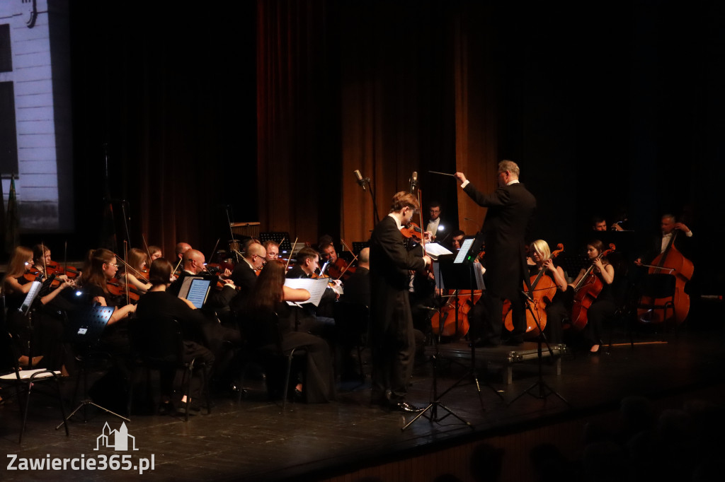 Fotorelacja I: Artyści Miastu - 110 lat Zawiercia. Koncert w Mok Zawiercie