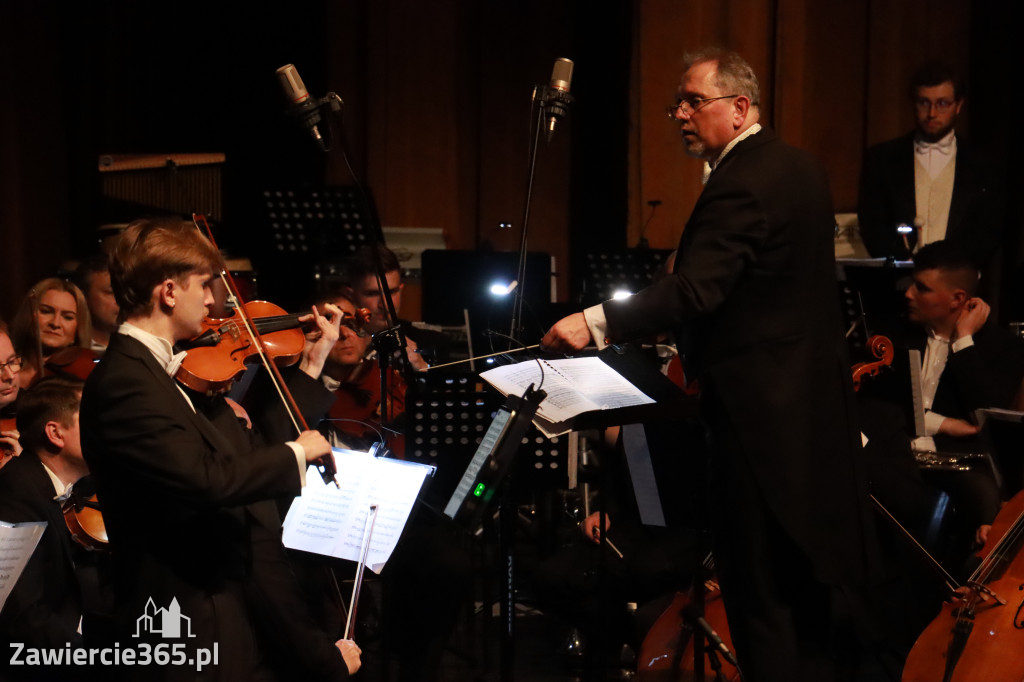 Fotorelacja I: Artyści Miastu - 110 lat Zawiercia. Koncert w Mok Zawiercie