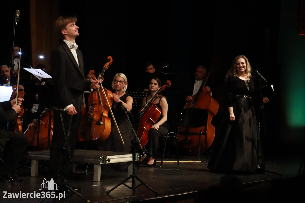 Fotorelacja I: Artyści Miastu - 110 lat Zawiercia. Koncert w Mok Zawiercie
