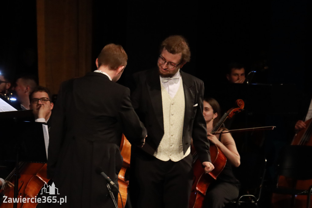 Fotorelacja I: Artyści Miastu - 110 lat Zawiercia. Koncert w Mok Zawiercie