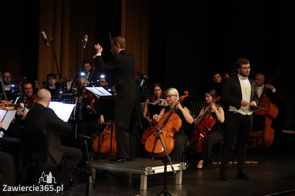 Fotorelacja I: Artyści Miastu - 110 lat Zawiercia. Koncert w Mok Zawiercie