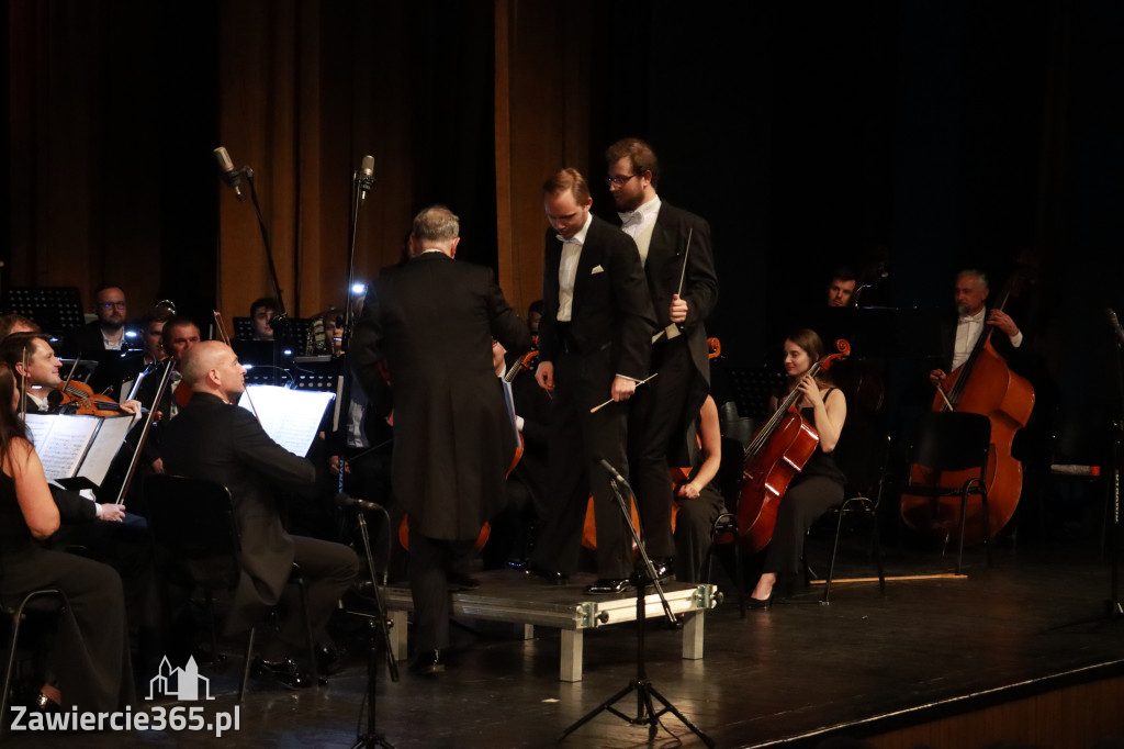 Fotorelacja I: Artyści Miastu - 110 lat Zawiercia. Koncert w Mok Zawiercie