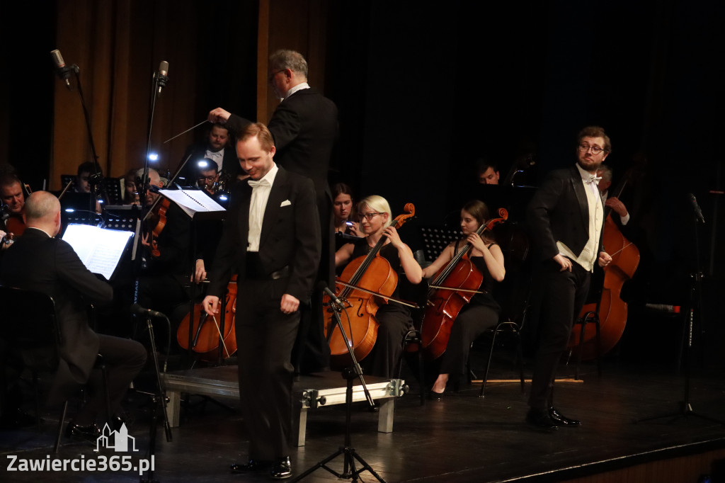 Fotorelacja I: Artyści Miastu - 110 lat Zawiercia. Koncert w Mok Zawiercie