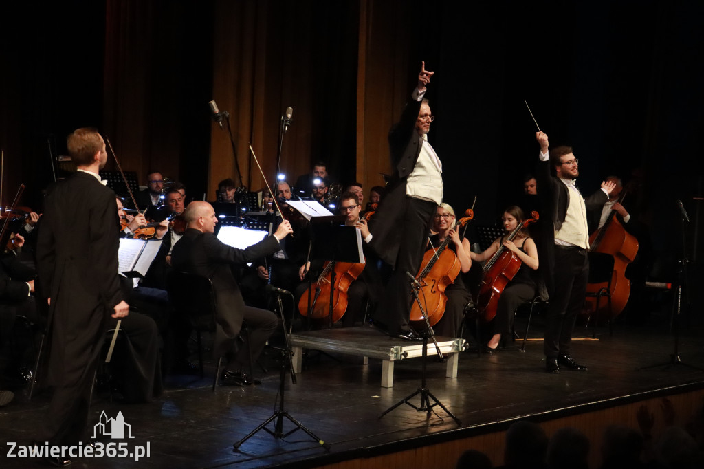 Fotorelacja I: Artyści Miastu - 110 lat Zawiercia. Koncert w Mok Zawiercie