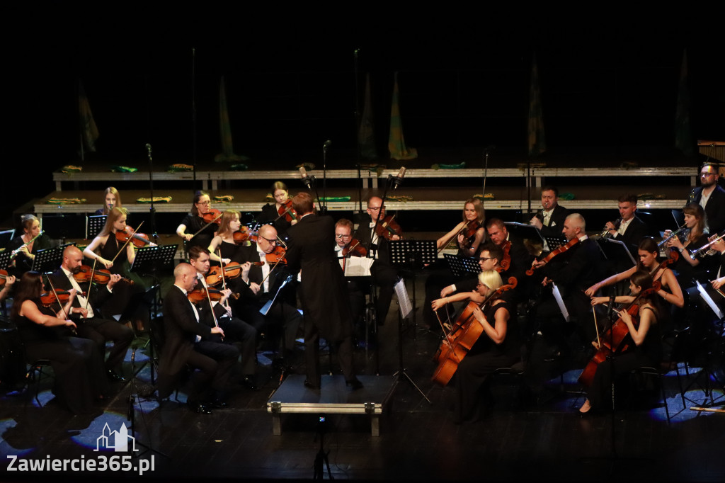 Fotorelacja II: Artyści Miastu - 110 lat Zawiercia. Koncert w Mok Zawiercie