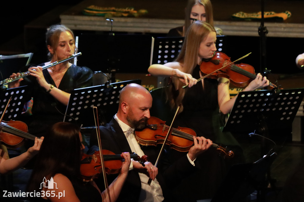 Fotorelacja II: Artyści Miastu - 110 lat Zawiercia. Koncert w Mok Zawiercie