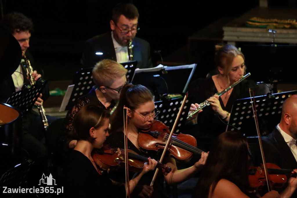 Fotorelacja II: Artyści Miastu - 110 lat Zawiercia. Koncert w Mok Zawiercie
