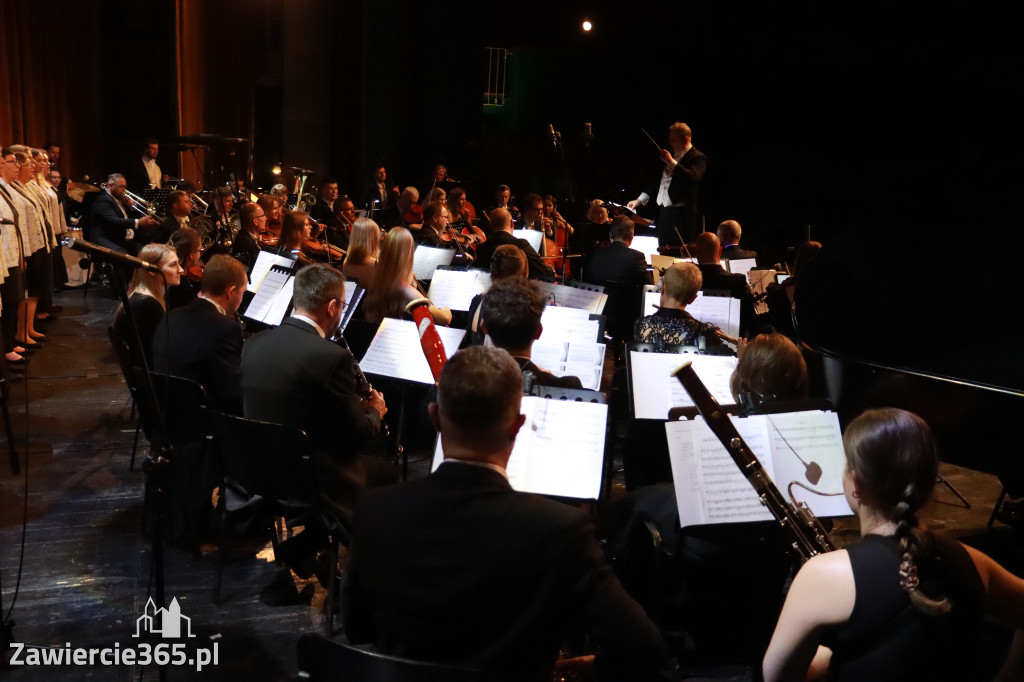 Fotorelacja II: Artyści Miastu - 110 lat Zawiercia. Koncert w Mok Zawiercie