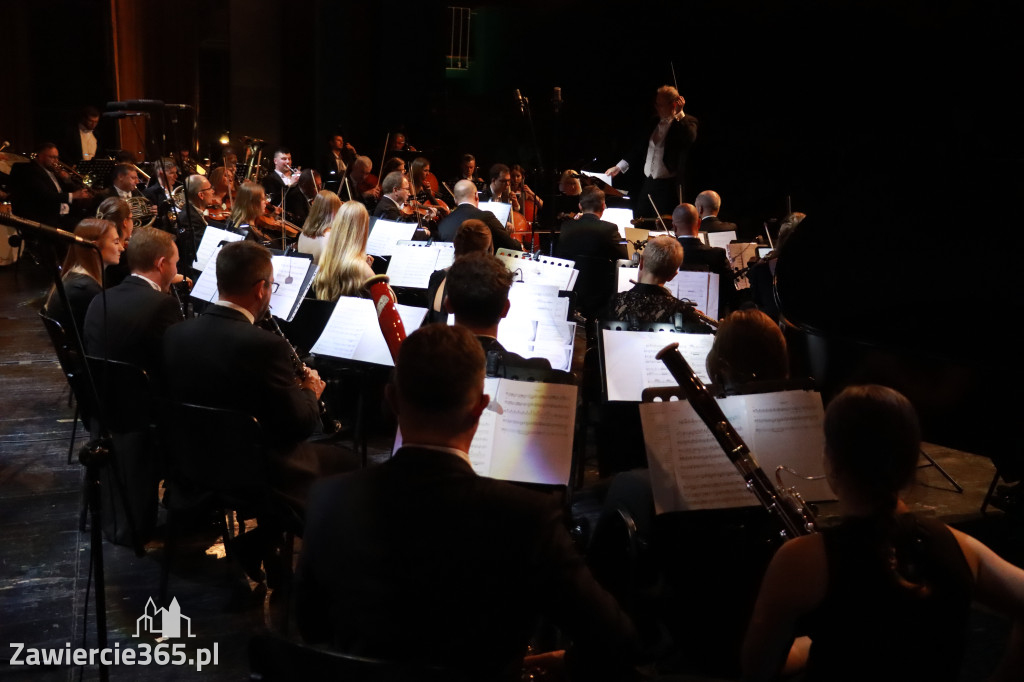 Fotorelacja II: Artyści Miastu - 110 lat Zawiercia. Koncert w Mok Zawiercie