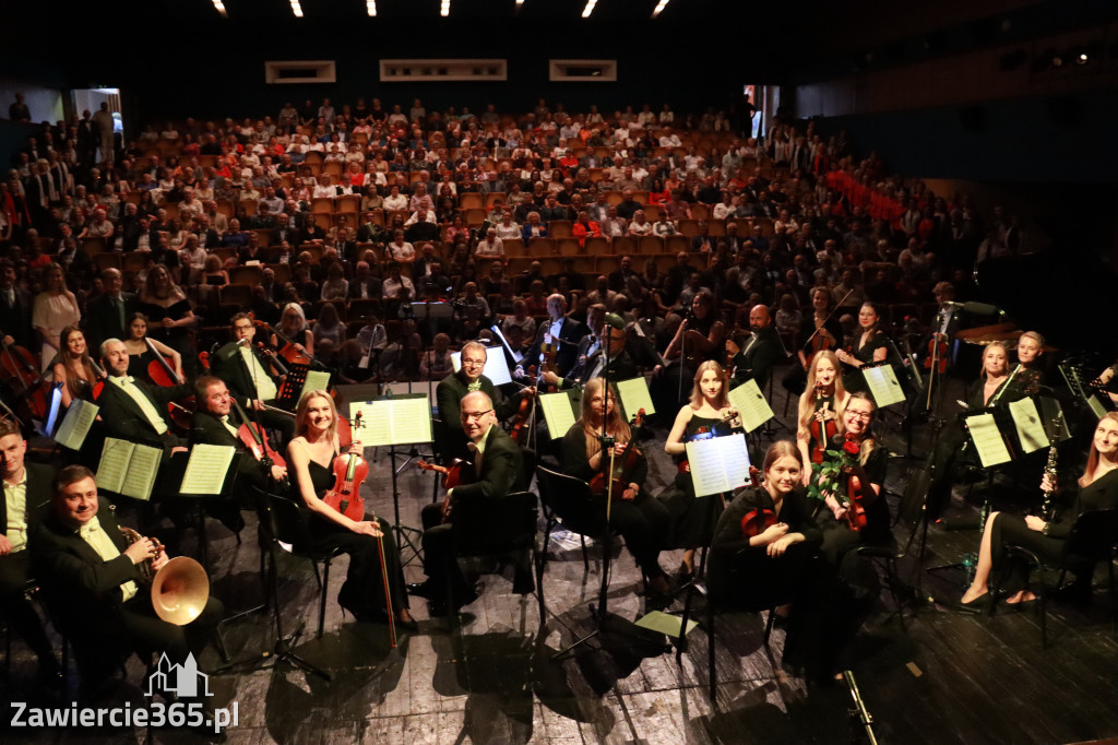 Fotorelacja II: Artyści Miastu - 110 lat Zawiercia. Koncert w Mok Zawiercie