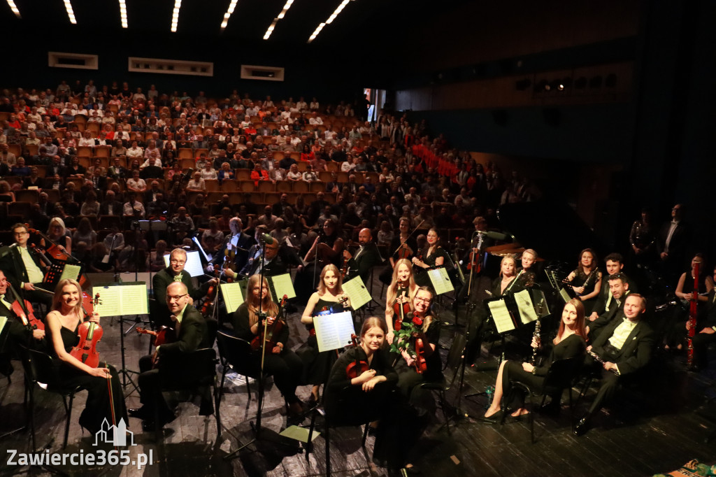 Fotorelacja II: Artyści Miastu - 110 lat Zawiercia. Koncert w Mok Zawiercie