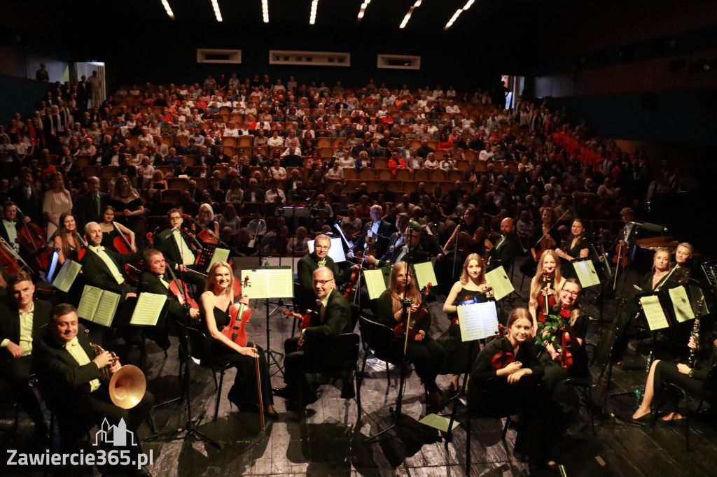 Fotorelacja II: Artyści Miastu - 110 lat Zawiercia. Koncert w Mok Zawiercie