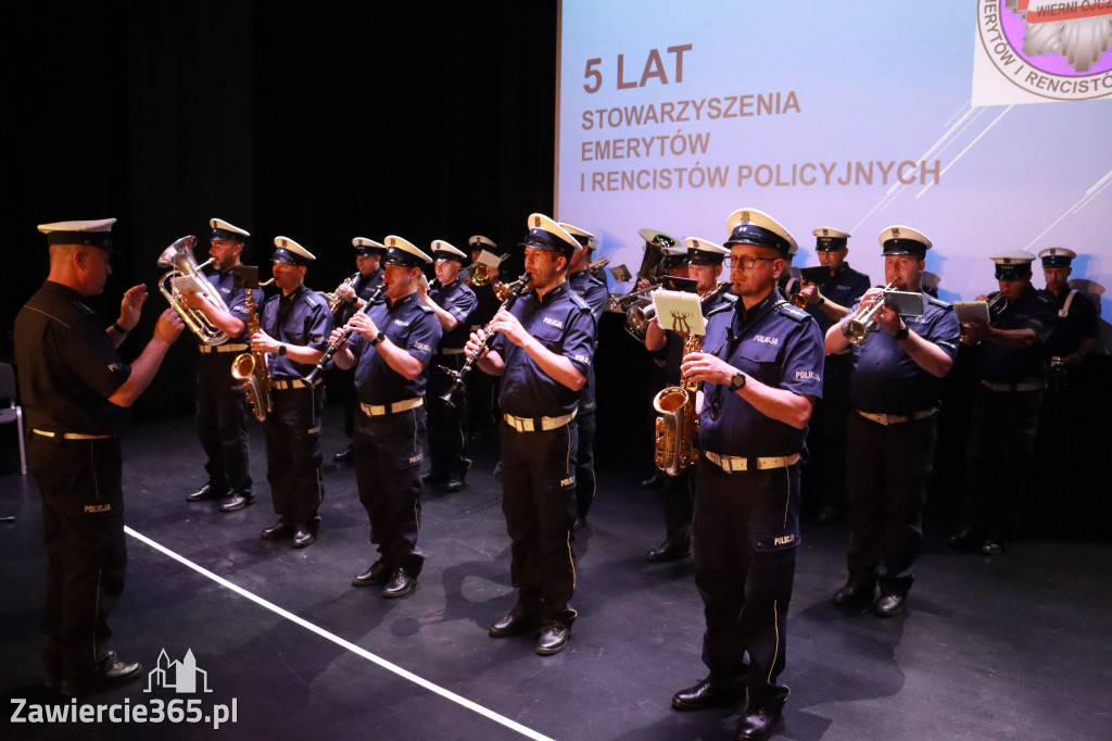 Fotorelacja I: 5 lat Stowarzyszenia Emerytów i Rencistów Policyjnych w Myszkowie