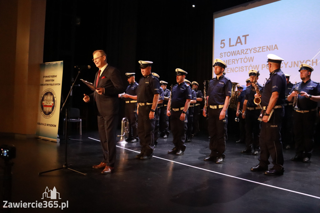 Fotorelacja I: 5 lat Stowarzyszenia Emerytów i Rencistów Policyjnych w Myszkowie