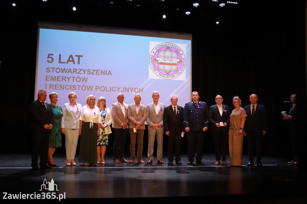 Fotorelacja I: 5 lat Stowarzyszenia Emerytów i Rencistów Policyjnych w Myszkowie