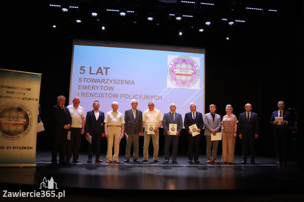 Fotorelacja I: 5 lat Stowarzyszenia Emerytów i Rencistów Policyjnych w Myszkowie