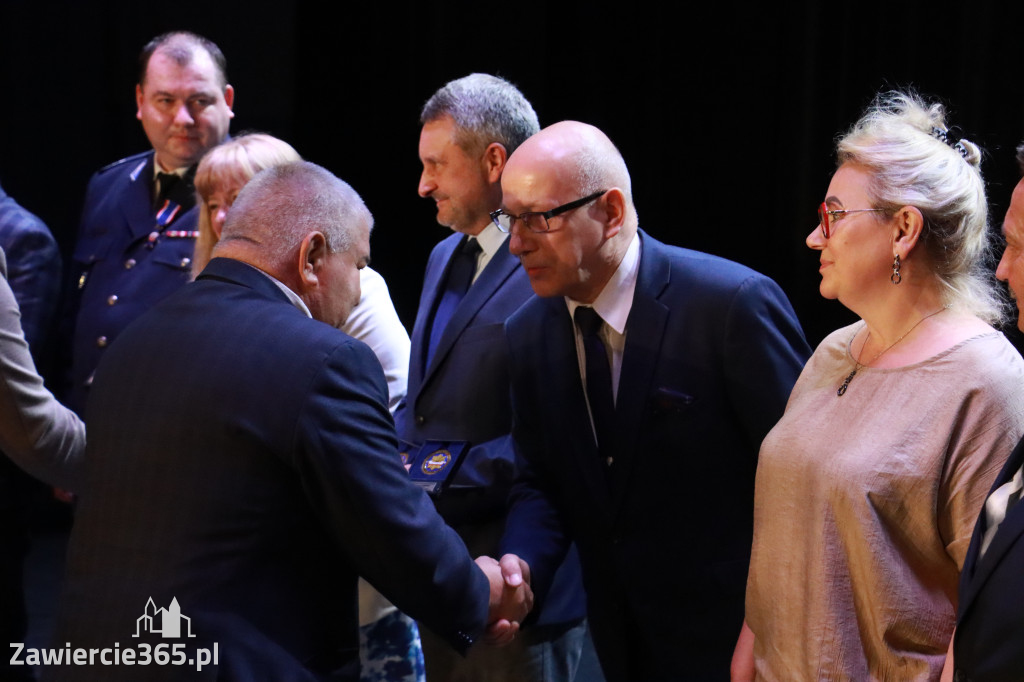 Fotorelacja I: 5 lat Stowarzyszenia Emerytów i Rencistów Policyjnych w Myszkowie