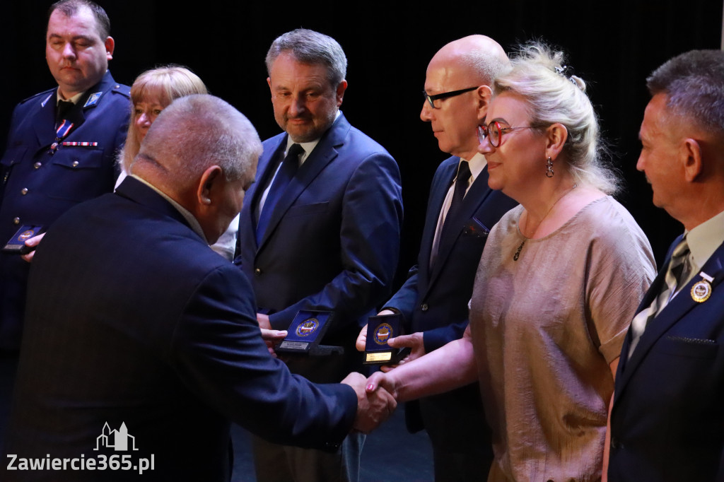 Fotorelacja I: 5 lat Stowarzyszenia Emerytów i Rencistów Policyjnych w Myszkowie