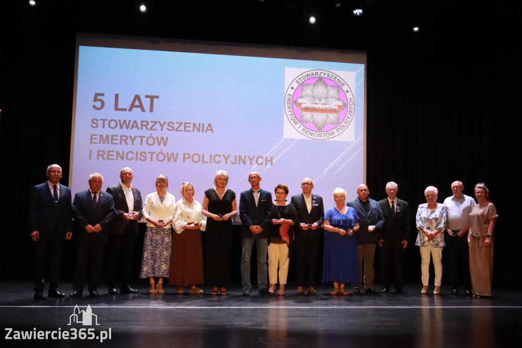 Fotorelacja I: 5 lat Stowarzyszenia Emerytów i Rencistów Policyjnych w Myszkowie
