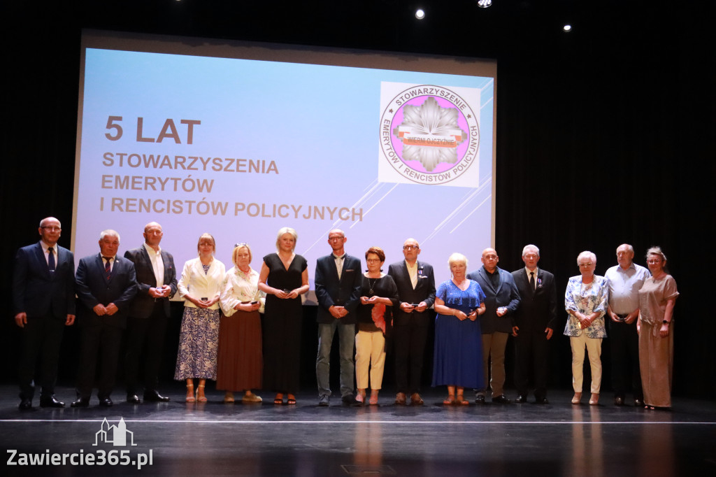 Fotorelacja I: 5 lat Stowarzyszenia Emerytów i Rencistów Policyjnych w Myszkowie