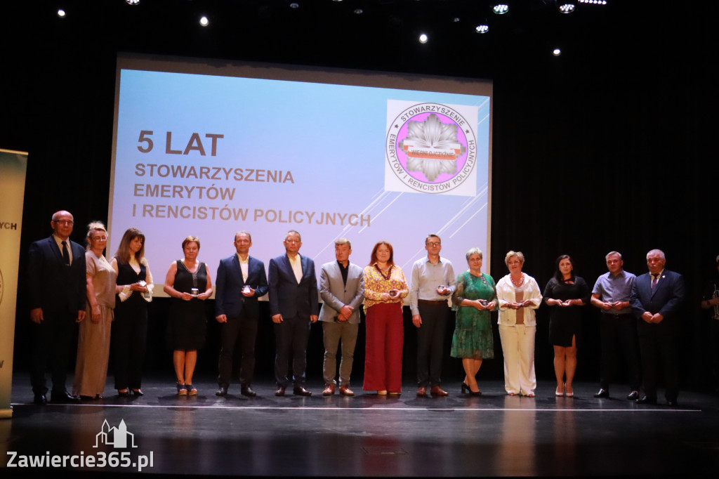 Fotorelacja I: 5 lat Stowarzyszenia Emerytów i Rencistów Policyjnych w Myszkowie