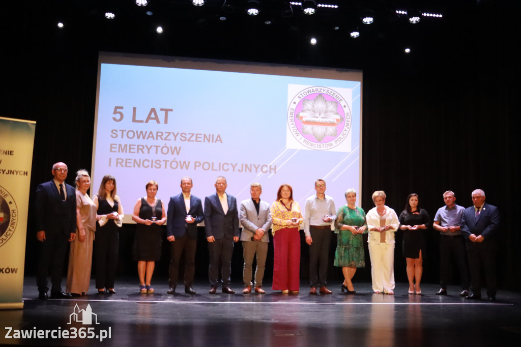 Fotorelacja I: 5 lat Stowarzyszenia Emerytów i Rencistów Policyjnych w Myszkowie