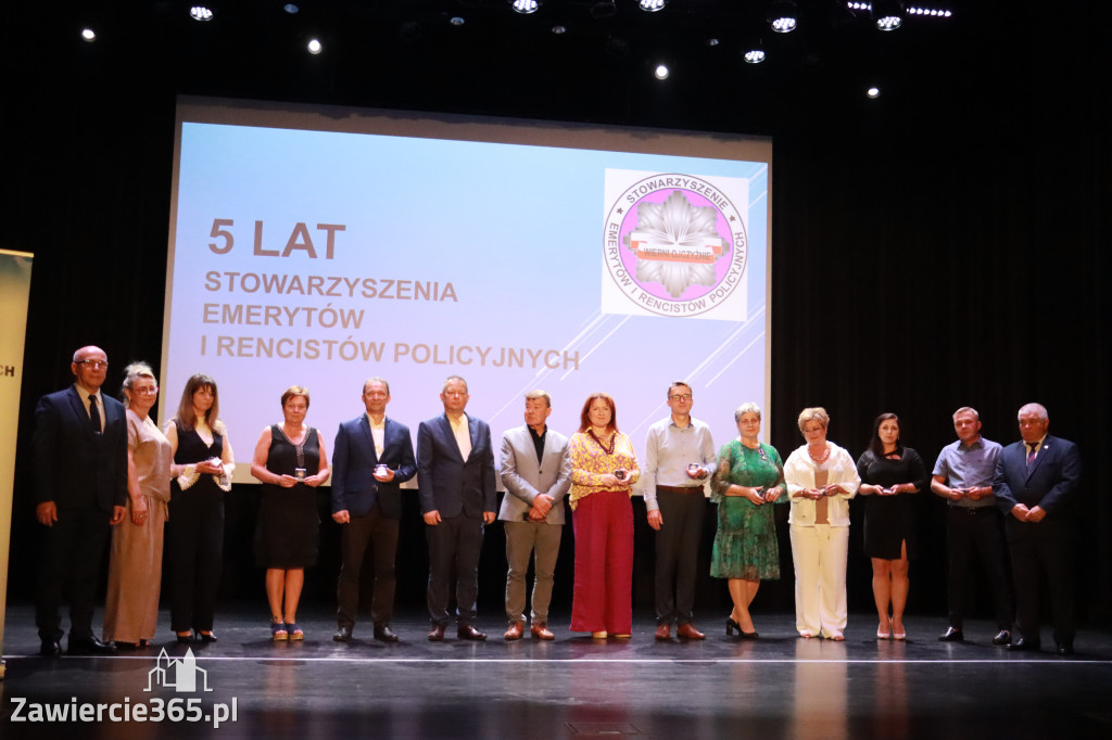 Fotorelacja I: 5 lat Stowarzyszenia Emerytów i Rencistów Policyjnych w Myszkowie