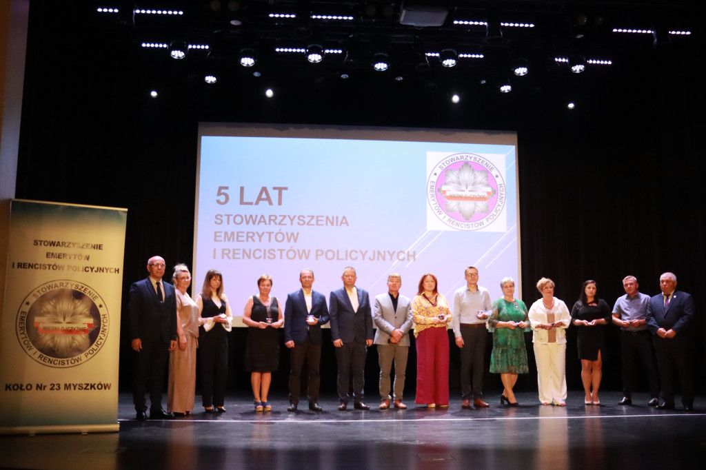 Fotorelacja I: 5 lat Stowarzyszenia Emerytów i Rencistów Policyjnych w Myszkowie