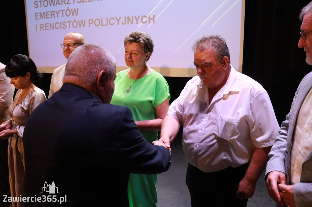 Fotorelacja II: 5 lat Stowarzyszenia Emerytów i Rencistów Policyjnych w Myszkowie