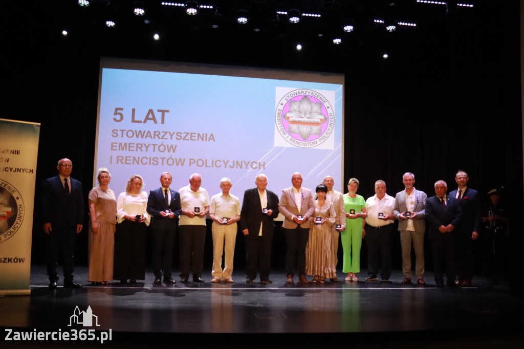 Fotorelacja II: 5 lat Stowarzyszenia Emerytów i Rencistów Policyjnych w Myszkowie