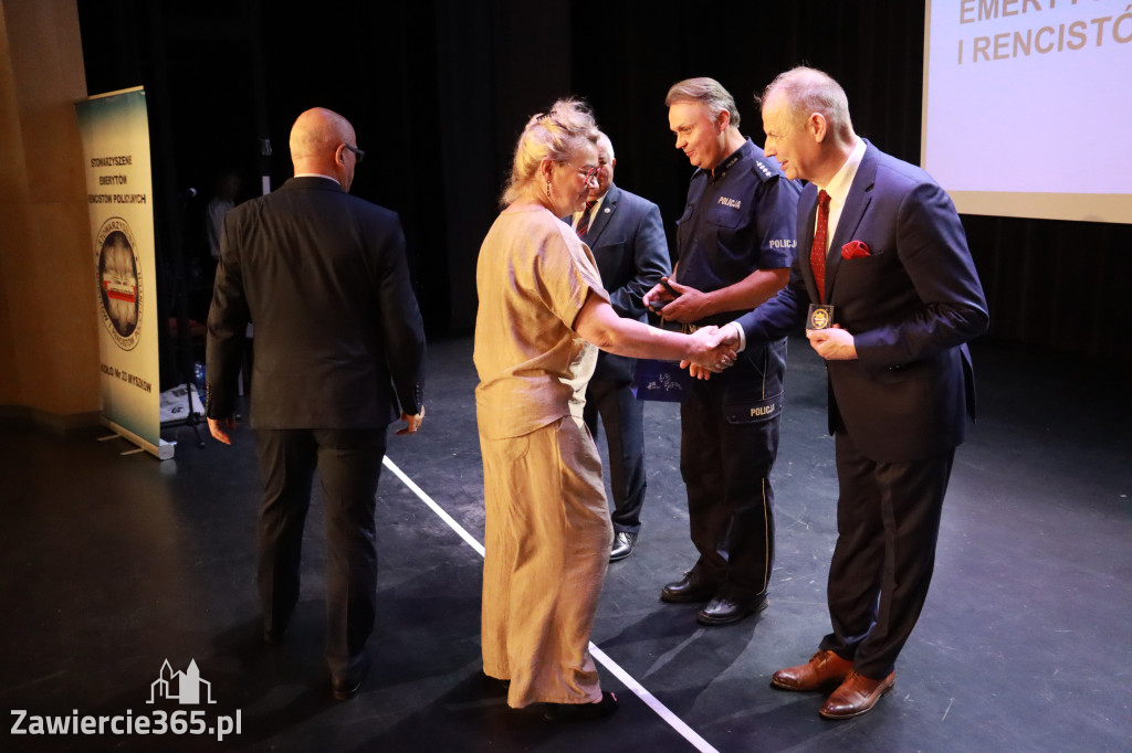 Fotorelacja II: 5 lat Stowarzyszenia Emerytów i Rencistów Policyjnych w Myszkowie