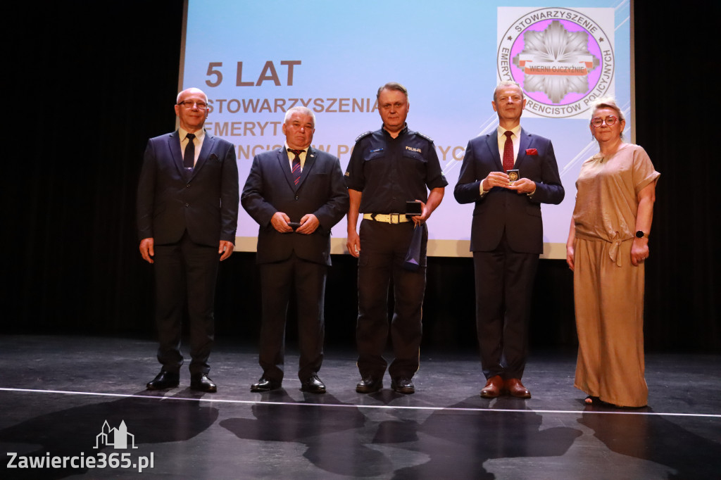 Fotorelacja II: 5 lat Stowarzyszenia Emerytów i Rencistów Policyjnych w Myszkowie