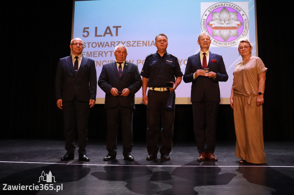Fotorelacja II: 5 lat Stowarzyszenia Emerytów i Rencistów Policyjnych w Myszkowie