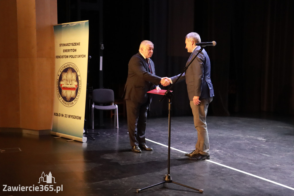 Fotorelacja II: 5 lat Stowarzyszenia Emerytów i Rencistów Policyjnych w Myszkowie