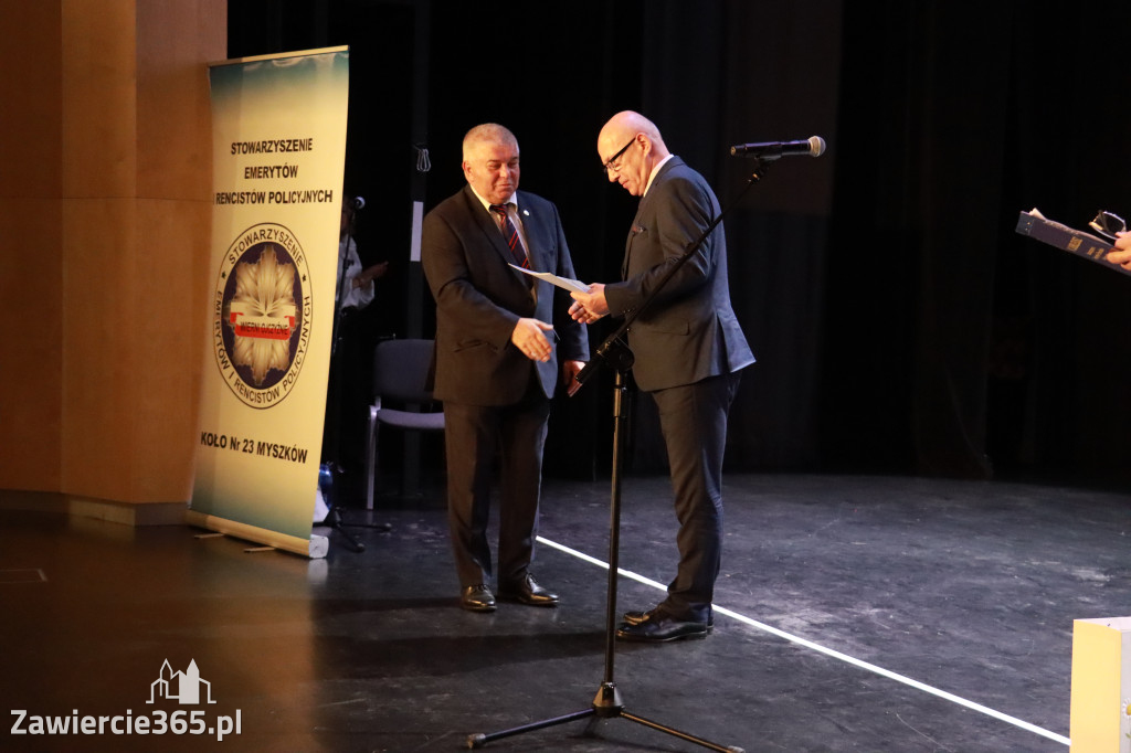 Fotorelacja II: 5 lat Stowarzyszenia Emerytów i Rencistów Policyjnych w Myszkowie