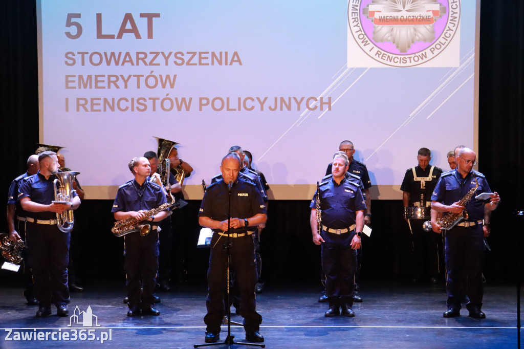 Fotorelacja II: 5 lat Stowarzyszenia Emerytów i Rencistów Policyjnych w Myszkowie