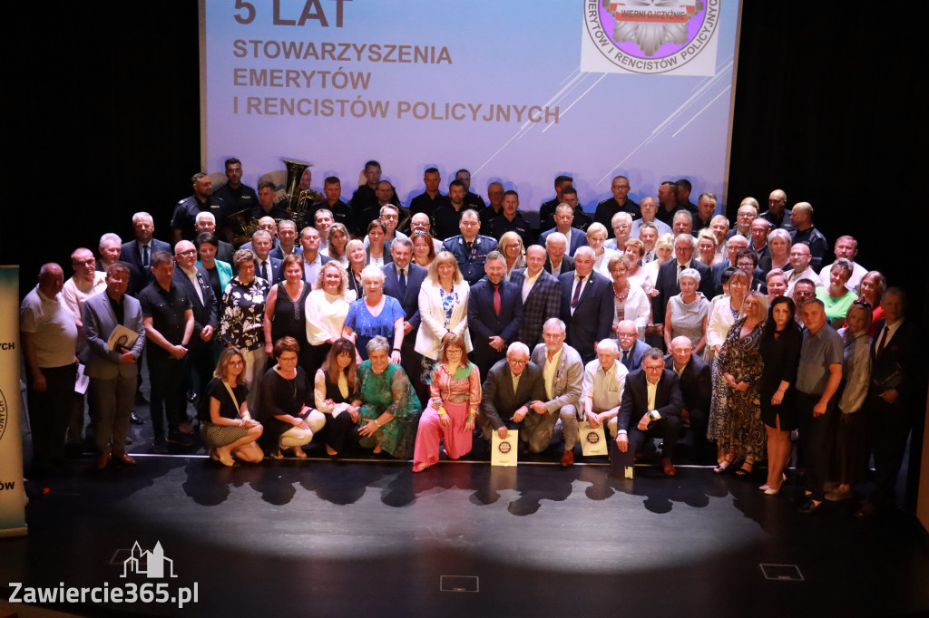 Fotorelacja II: 5 lat Stowarzyszenia Emerytów i Rencistów Policyjnych w Myszkowie
